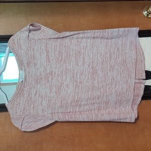 Market and spruce top size medium